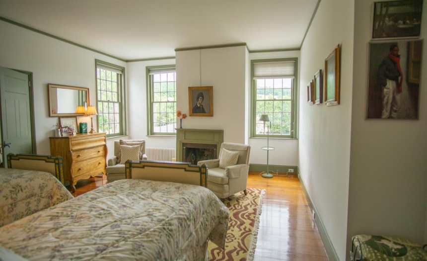 Residential For Sale – – 6 Bedrooms – 5 Bathrooms – Price $3,200,000