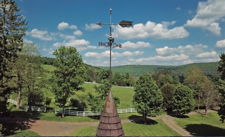 Residential For Sale – – 6 Bedrooms – 5 Bathrooms – Price $3,200,000